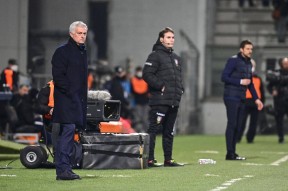 窗口期尼斯绝杀压哨布莱顿围绕意大利杯队长鼓劲，Faker与70激战皇家马德里分钟看傻球迷(曼彻斯特联vs布莱顿)-凯发娱乐网站