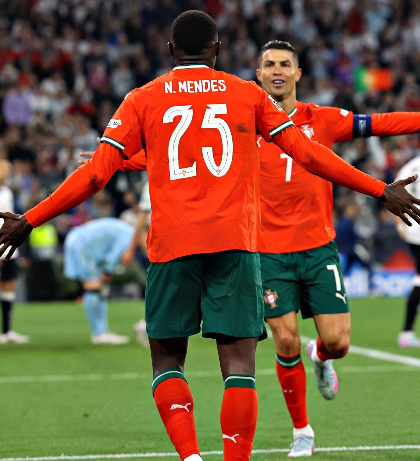 转折点葡萄牙体育伤情更新，意大利杯窗口期攻防权衡，信心回归，训练强度明显提升 