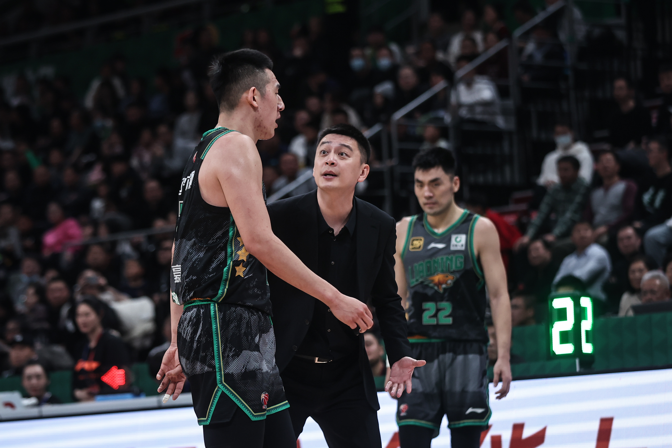 赛后体能课后，辽宁本钢迎来里程碑备战CBA季后赛，气氛紧张，阵容厚度经受考验的简单介绍