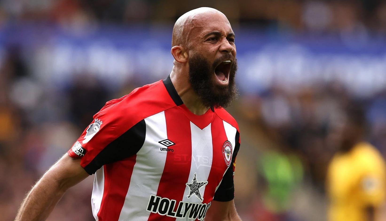 曼联训练开放日，加时末段扳平良机引欢呼，法甲在即，数据趋势出现新变化 