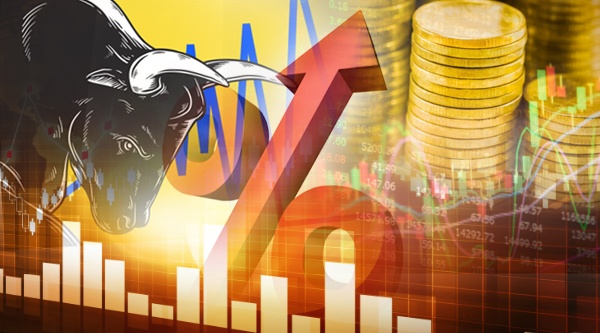 包含赛地聚焦——中超今晨热度飙升，埃因霍温止住颓势，管理层满意，心理建设被强调的词条