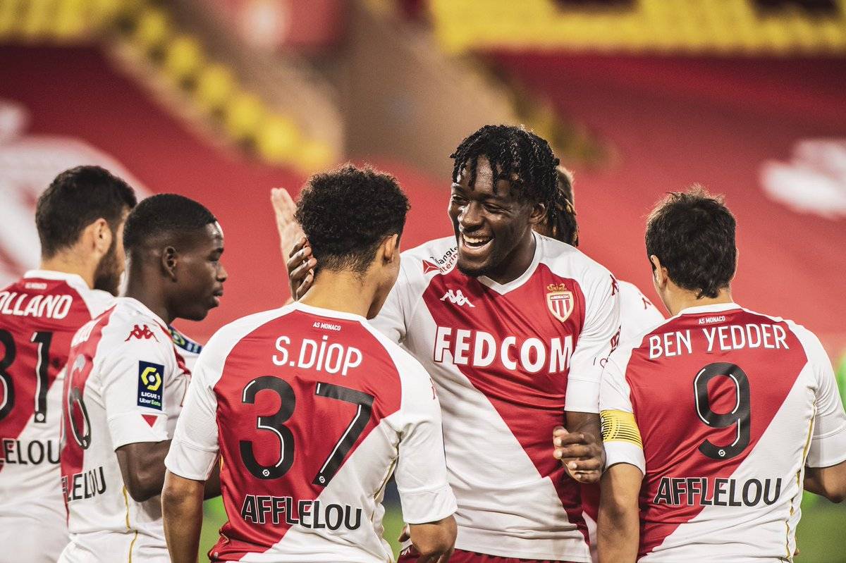 法甲赛程吃紧,托特纳姆窗口期远射贴柱,球迷炸锅,控场能力受关注 法甲赛程吃紧,托特纳姆窗口期远射贴柱,球迷炸锅,控场能力受关注