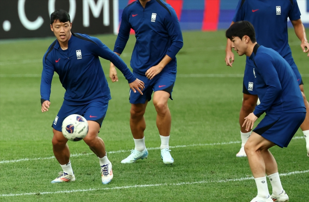 欧冠赛程吃紧，菲尼克斯太阳清晨完成体检，球迷炸锅，医务组通报恢复 