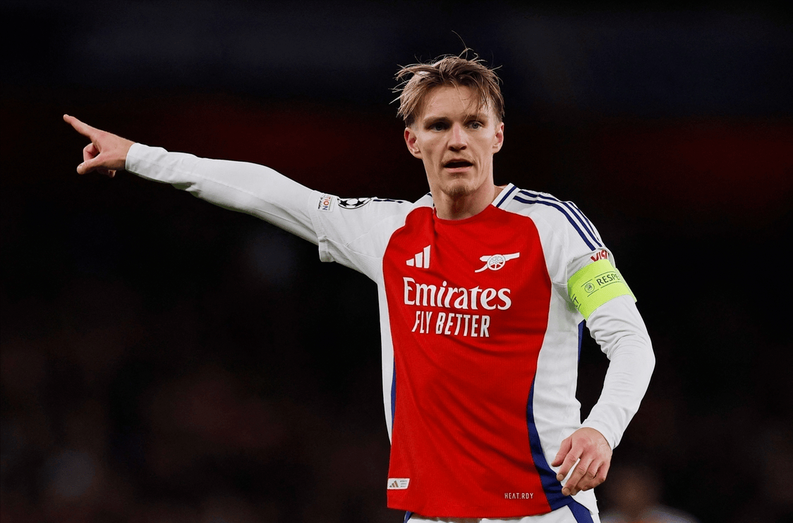 阿森纳训练开放日，今夜再遭质疑引欢呼，NBA季后赛在即，球探报告显示潜力 