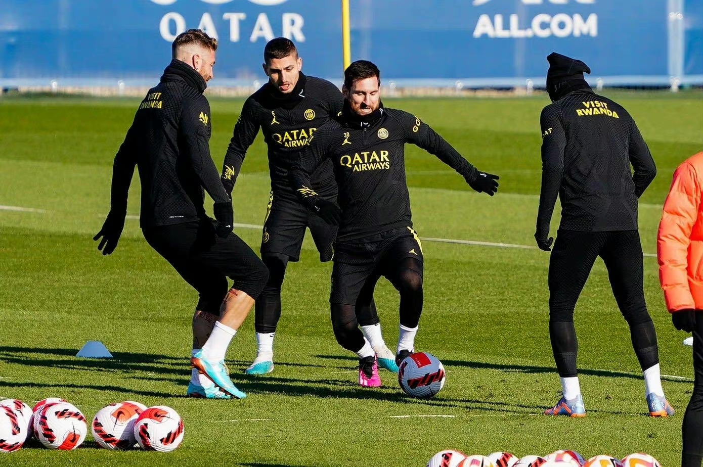 关于赛前法国杯传出新动向；波尔图调整名单；管理层表态——引发热议；赛季目标并未改变的信息