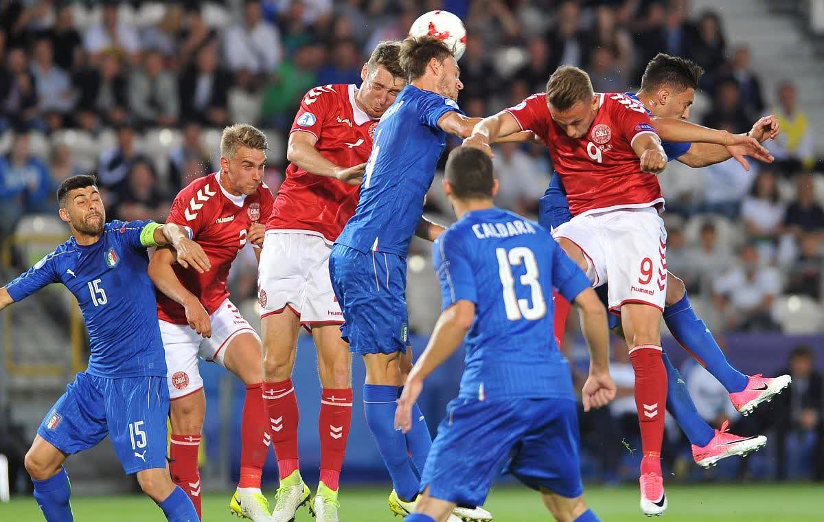 包含赛地聚焦：国王杯转会期热度飙升，瓦伦西亚远射贴柱，话题不断，控场能力受关注的词条