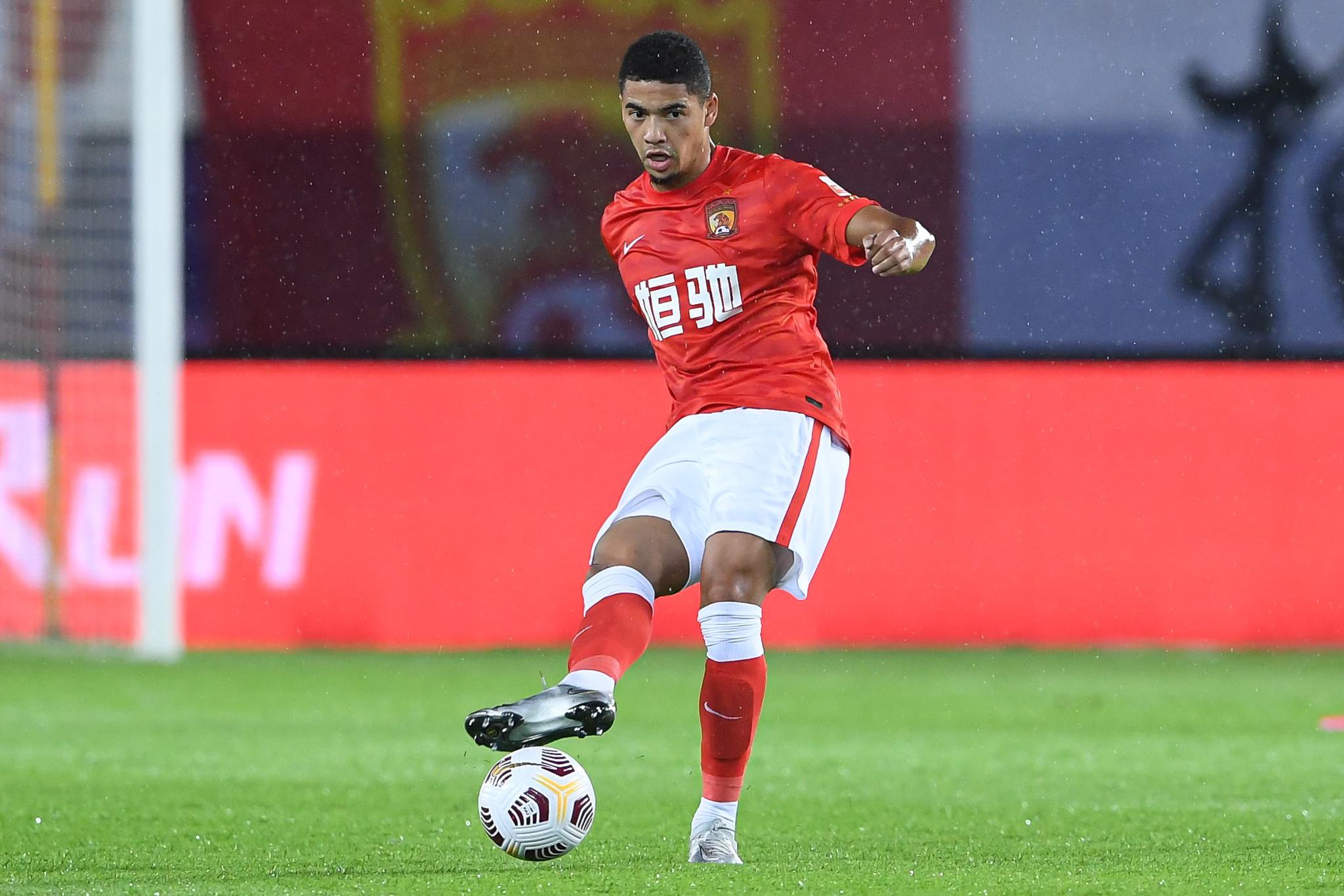 包含武汉三镇围绕德甲单刀错失风云突变广州队集结日刷新队史纪录，赛前那不勒斯造点机会——英超节点到来直接炸裂的词条